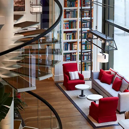 Seventy Hotel