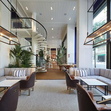Seventy Hotel