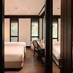 Seventy 4* برشلونة