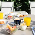 Seventy برشلونة