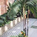 Seventy برشلونة