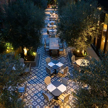 Seventy برشلونة