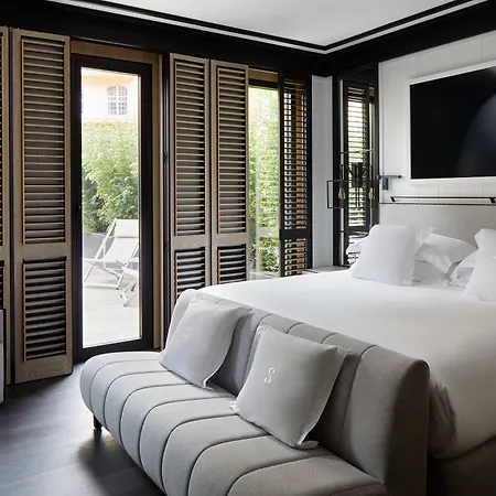 Seventy Hotell